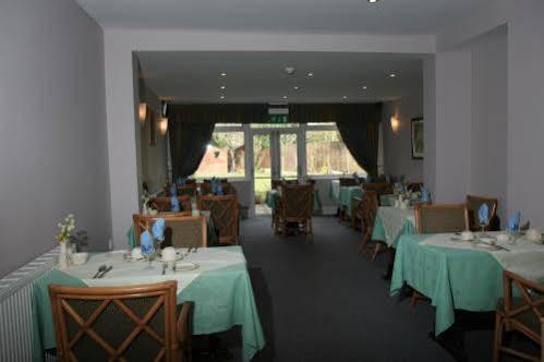 Heath Lodge Hotel Nr Nec บิกเกนฮิลล์ ภายนอก รูปภาพ